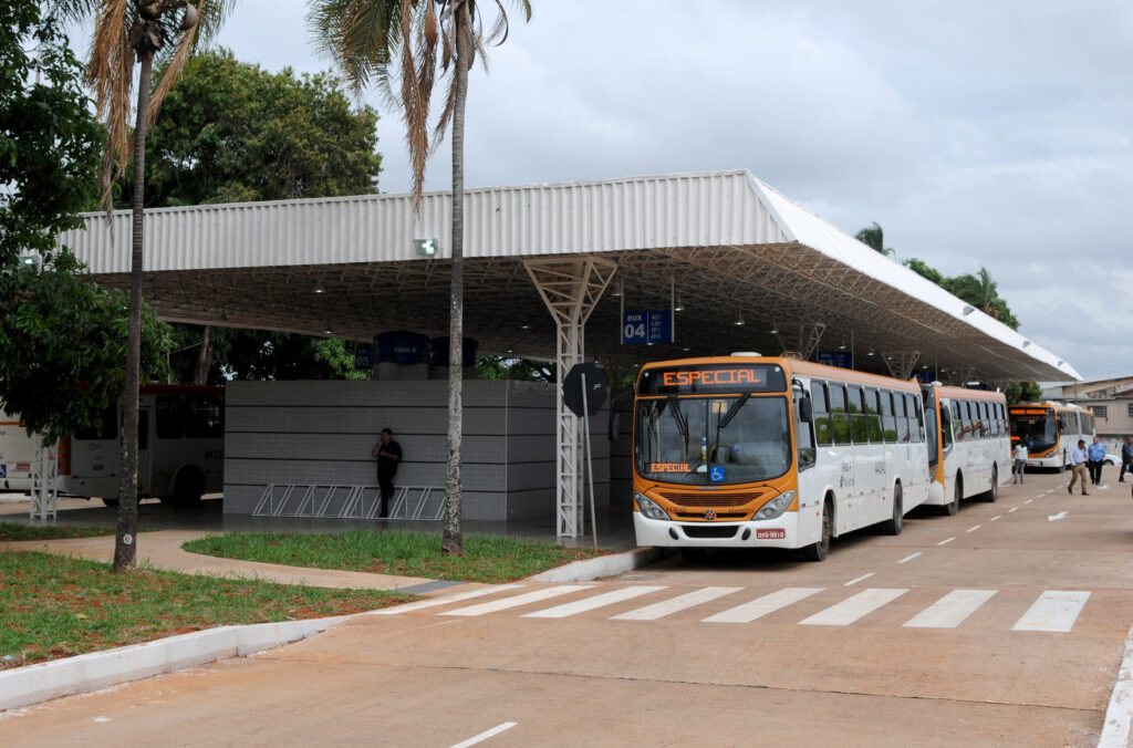 Novas linhas de ônibus reforçam mobilidade em Taguatinga e Arniqueira