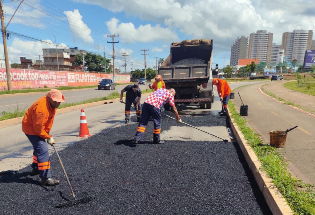 Ceilândia recolhe 147 toneladas de entulho em uma semana