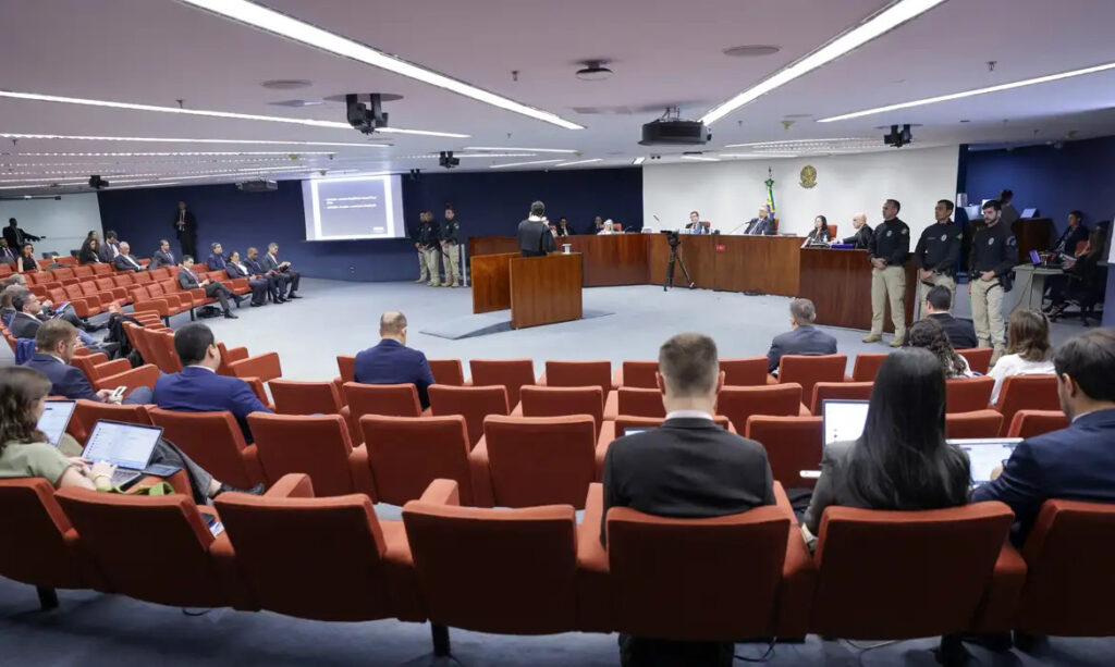 STF inicia trabalhos de comissão sobre penduricalhos salariais