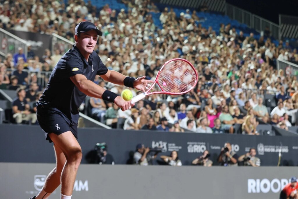 Indian Wells: horário do jogo entre João Fonseca e Sinner é definido