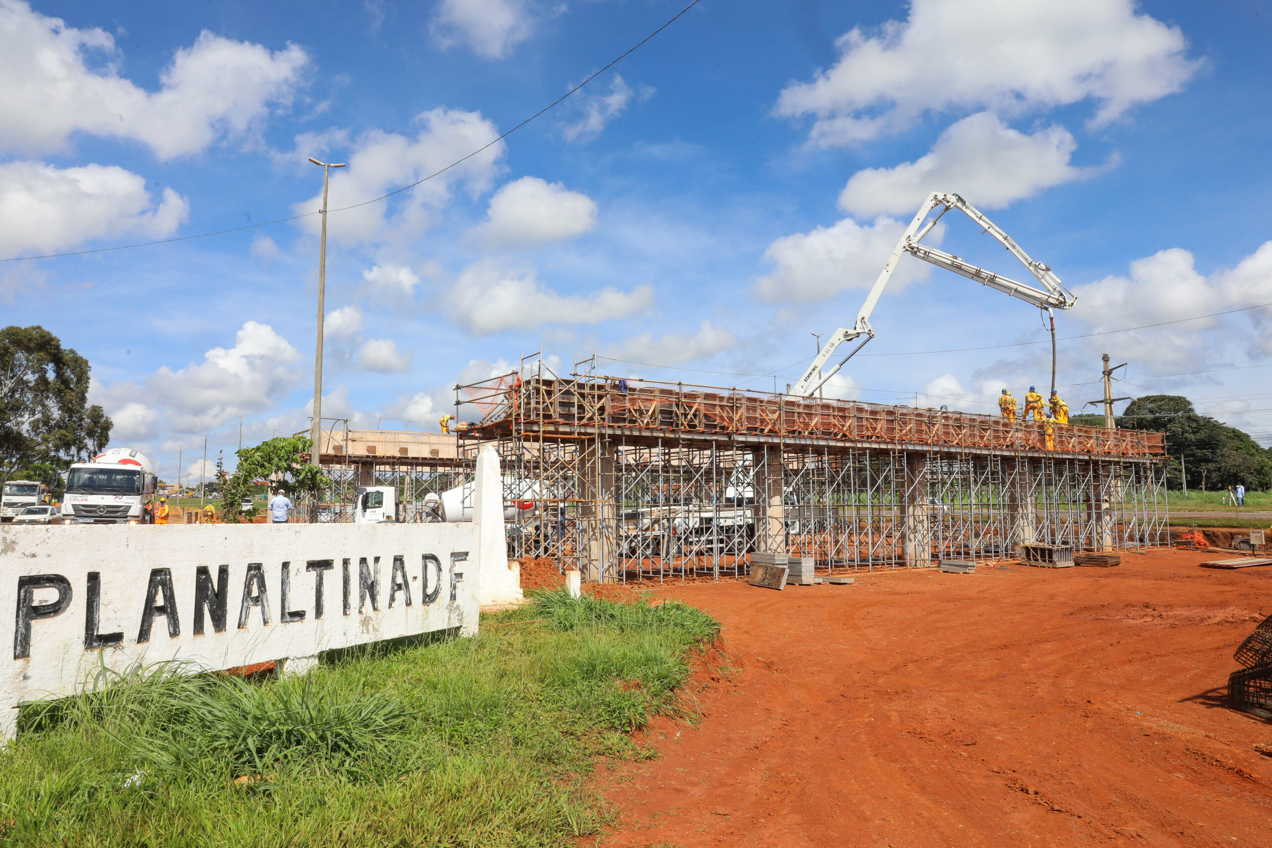 GDF avança na implantação de vigas do Viaduto de Planaltina e expande BR-020