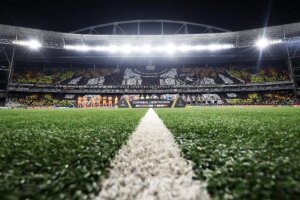 "Golpe muito duro", diz auxiliar técnico após eliminação do Botafogo