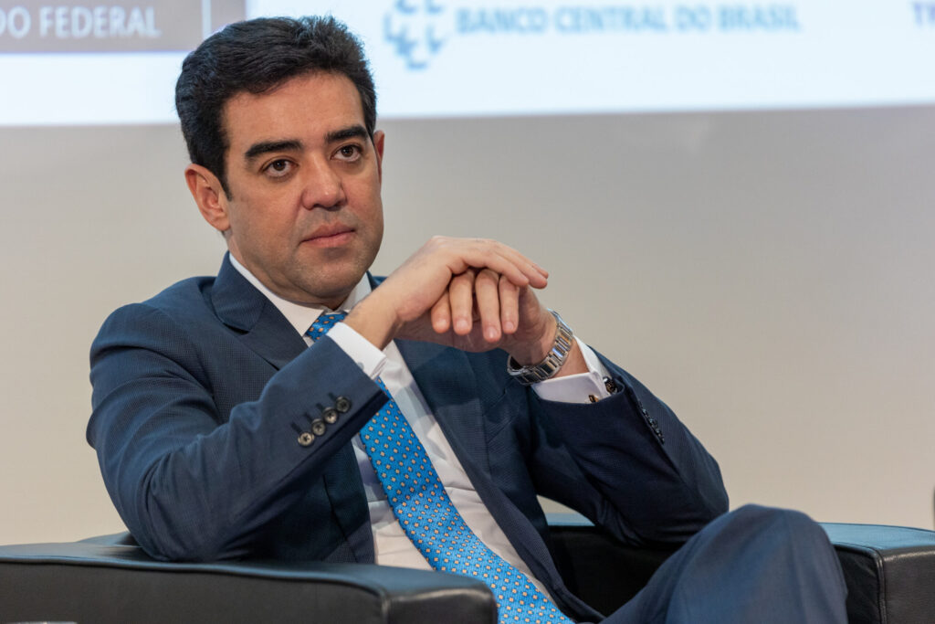 Bruno Dantas, do TCU, diz querer entender contexto de interesse da Caixa por carteiras BRB