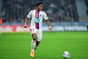 Endrick é detonado por jornal francês após jogo do Lyon: "Catástrofe"