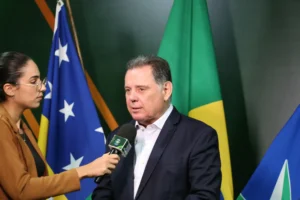 Marconi recebe homenagem em Valparaíso e reforça discurso de volta ao governo 