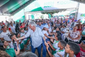 Caiado vira favorito no PSD após saída de Ratinho e pode ser anunciado nos próximos dias