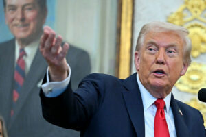 Guerra de Trump contra Irã viola o direito internacional, segundo especialistas