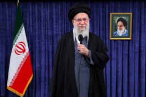 Trump confirma morte de líder supremo do Irã, Ali Khamenei, em rede social