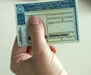 MP do Bom Condutor gera economia de R$ 1,18 bilhão em renovação de CNH