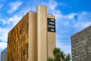 Senai-DF abre mais de 6 mil vagas gratuitas e amplia oferta de cursos técnicos no DF