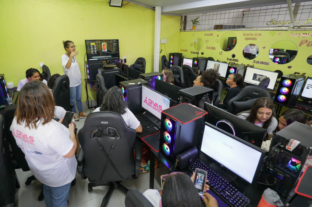 Projeto Divas no Digital capacita mulheres vulneráveis como empreendedoras nas redes sociais