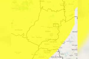 Inmet emite alerta amarelo para chuvas intensas no DF após temporais causarem danos