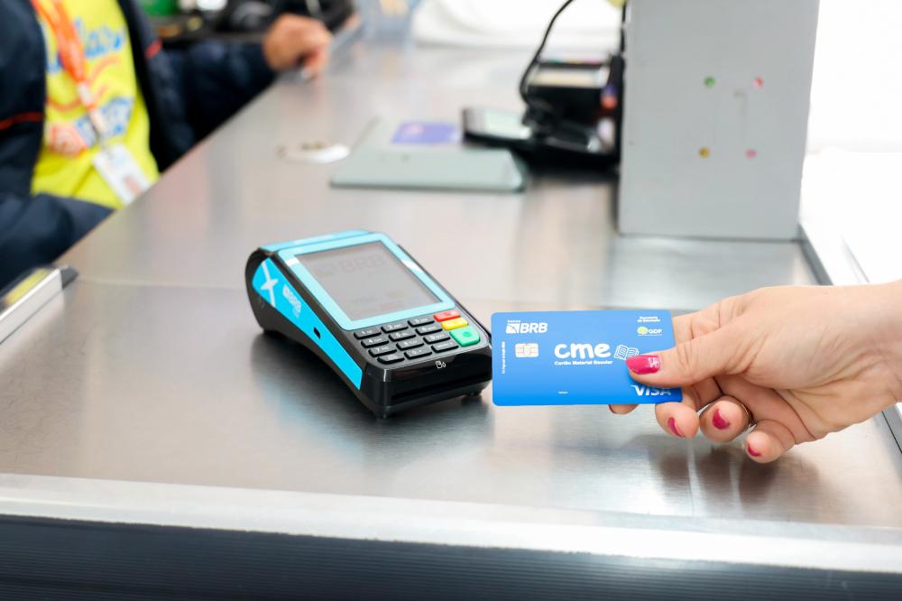 Novo lote do Cartão Material Escolar beneficia 6 mil alunos no DF