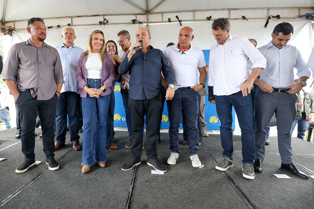 Ibaneis Rocha destina terreno em Brazlândia para 5 mil moradias sociais