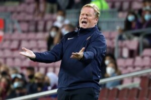 Técnico da Holanda faz alerta sobre forma física a Memphis Depay