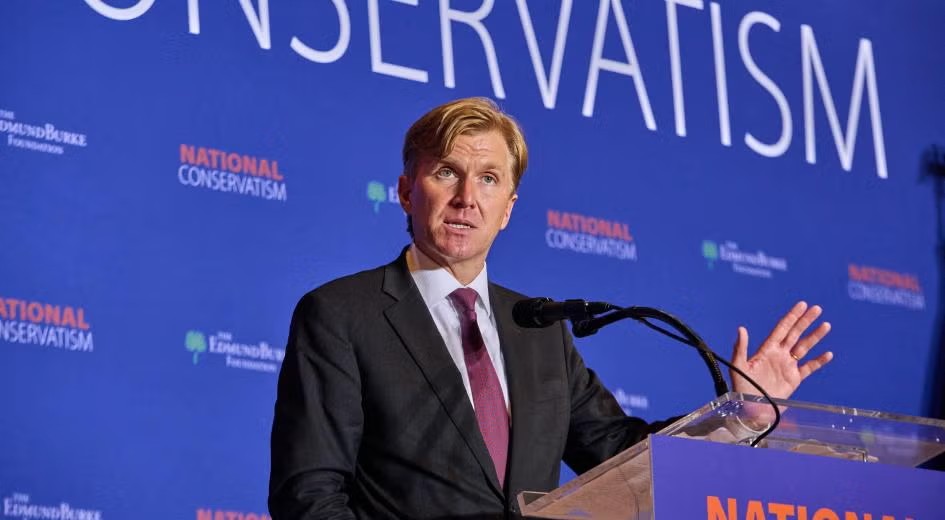 Alto funcionário do Pentágono atribui morte de Khamenei a Israel