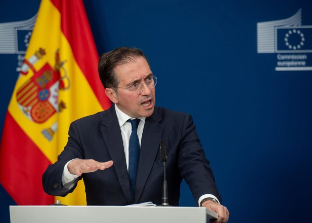 Espanha desmente secretária de Trump sobre ajuda aos EUA em ação contra Irã