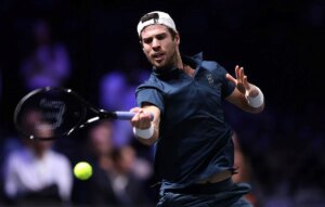 João Fonseca encara russo que fugiu de guerra para jogar Indian Wells