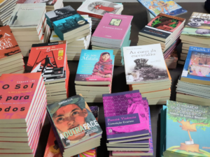 DF entrega 7.311 livros a prisões para remição pela leitura