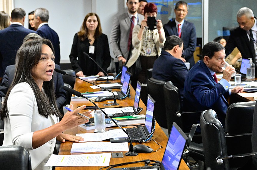 CCJ aprova projeto que agiliza parcerias com OSCs em calamidades