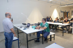 Curso gratuito para síndicos capacita moradores no Itapoã Parque