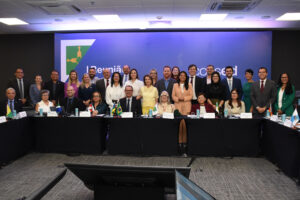 DF assume presidência inédita do Consed em reunião ordinária