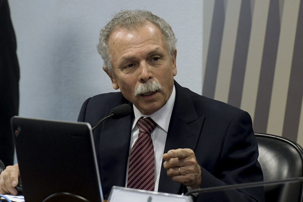 Deputado defende inclusão de bolsistas de pós-graduação na Previdência