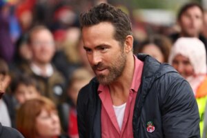 Time de Ryan Reynolds jogará contra o Chelsea na Copa da Inglaterra