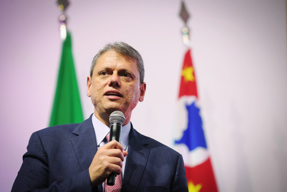 Polícia detém estudantes que invadiram prédio da Seduc em protesto contra a gestão Tarcísio