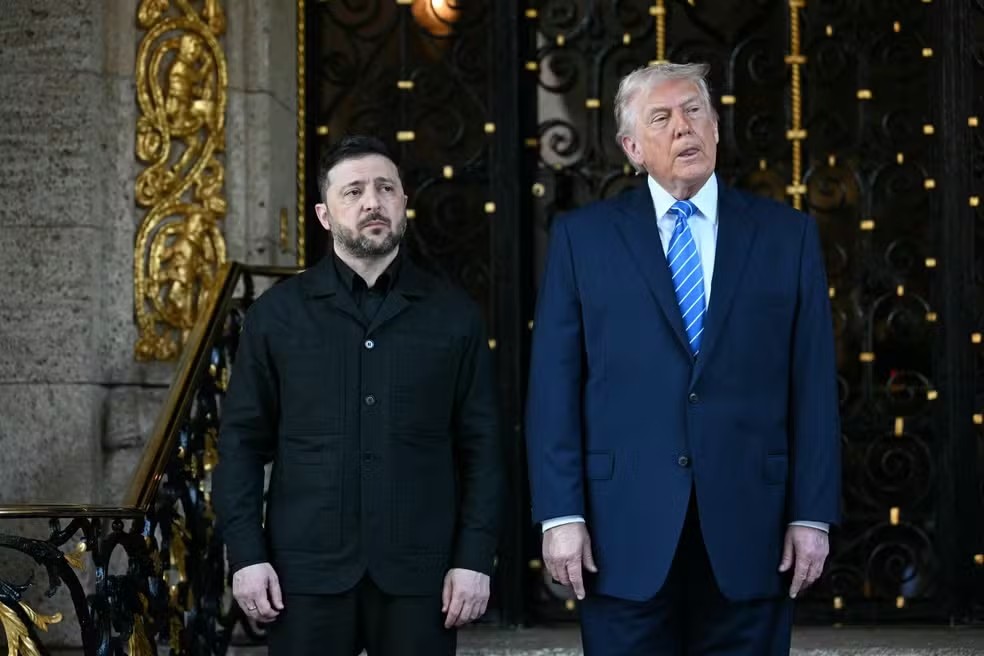 Trump diz que Zelensky tem que fechar um ‘acordo’ e afirma que Putin está pronto