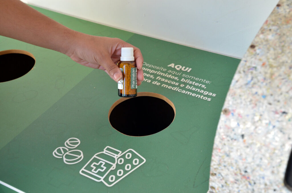 Secretaria de Saúde orienta sobre descarte correto de medicamentos