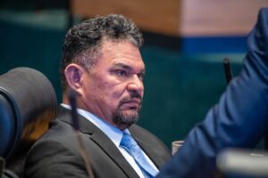 Deputado Hermeto nega envolvimento em contratos da Secretaria de Educação do DF