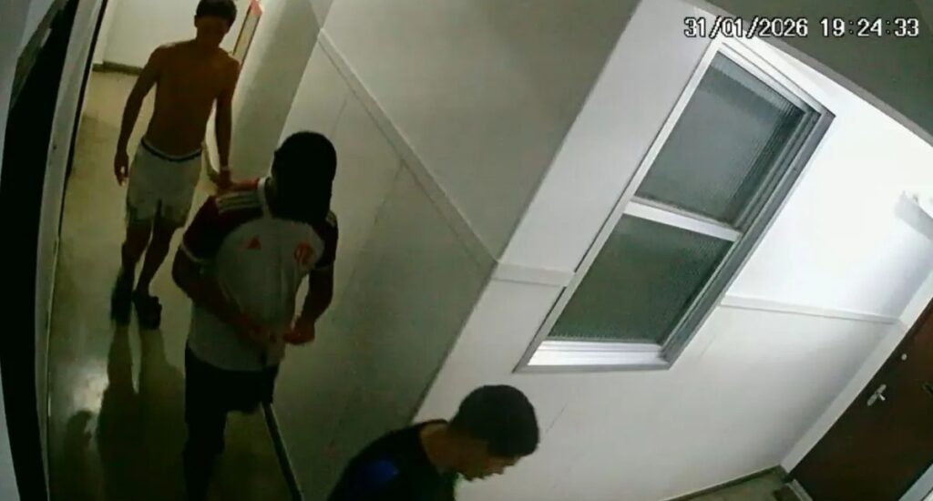 Adolescente acusado de participar de estupro coletivo no RJ é apreendido