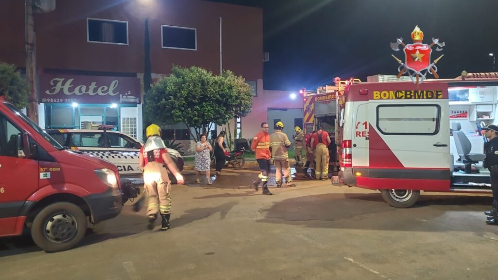 Homem provoca incêndio em hotel e é levado ao hospital em Planaltina