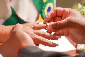 Mais de 100 casais oficializam união em Casamento Comunitário no DF
