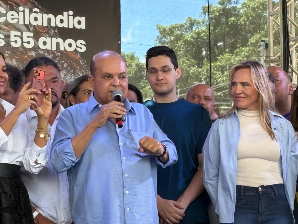 Festa de Ceilândia marca último evento de Ibaneis no GDF