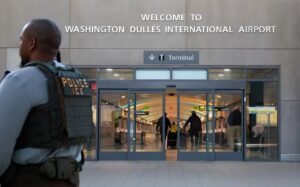 Primeiros pagamentos a seguranças devem reduzir caos em aeroportos dos EUA