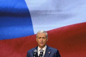 Futuro de um cabo submarino no Chile que desagrada aos EUA, primeiro desafio de Kast