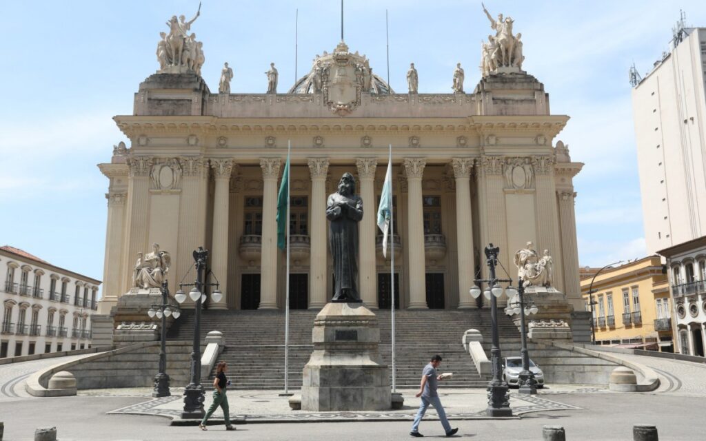 Alerj elege novo presidente nesta quinta para governar o Rio interinamente