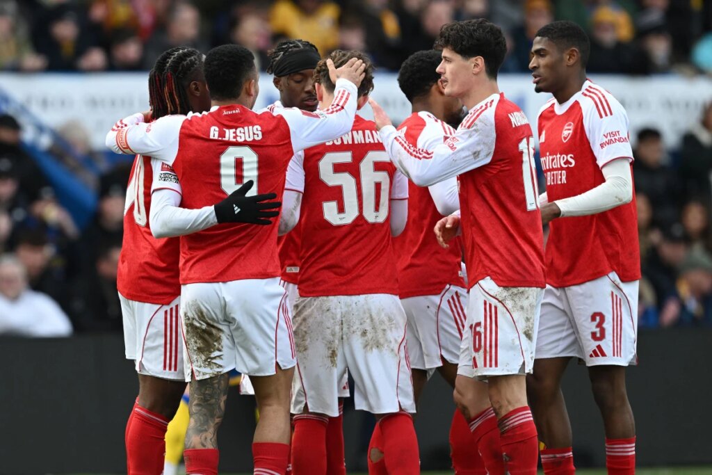 Arsenal vence Mansfield pela quinta rodada da Copa da Inglaterra