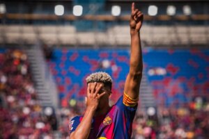 Barcelona vence o Rayo Vallecano e engata quinta vitória consecutiva