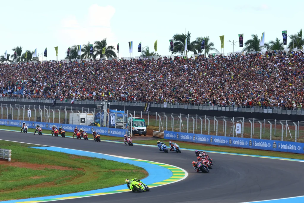 Goiânia recebe mais de 148 mil torcedores durante a MotoGP