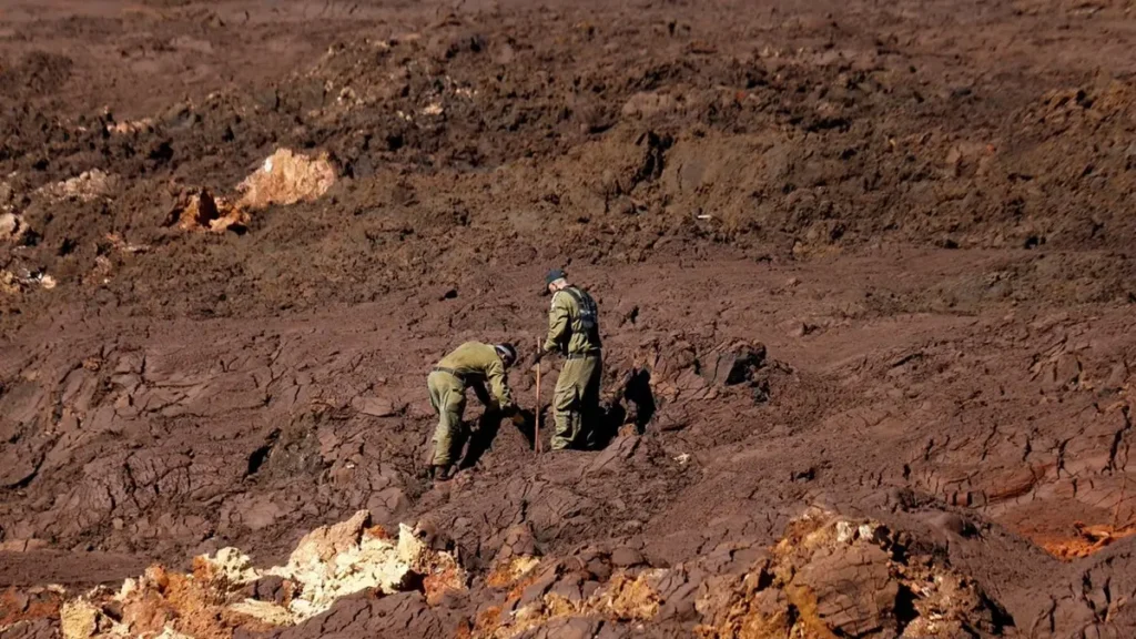 Ministro do STJ vota para tirar ex-CEO da Vale dos réus de Brumadinho, e julgamento é suspenso
