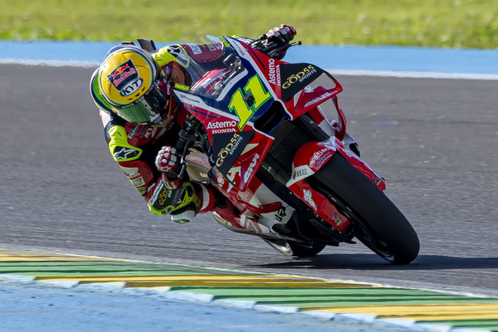 Diogo Moreira faz corrida de recuperação no MotoGP em Goiânia e avalia final de semana como positivo