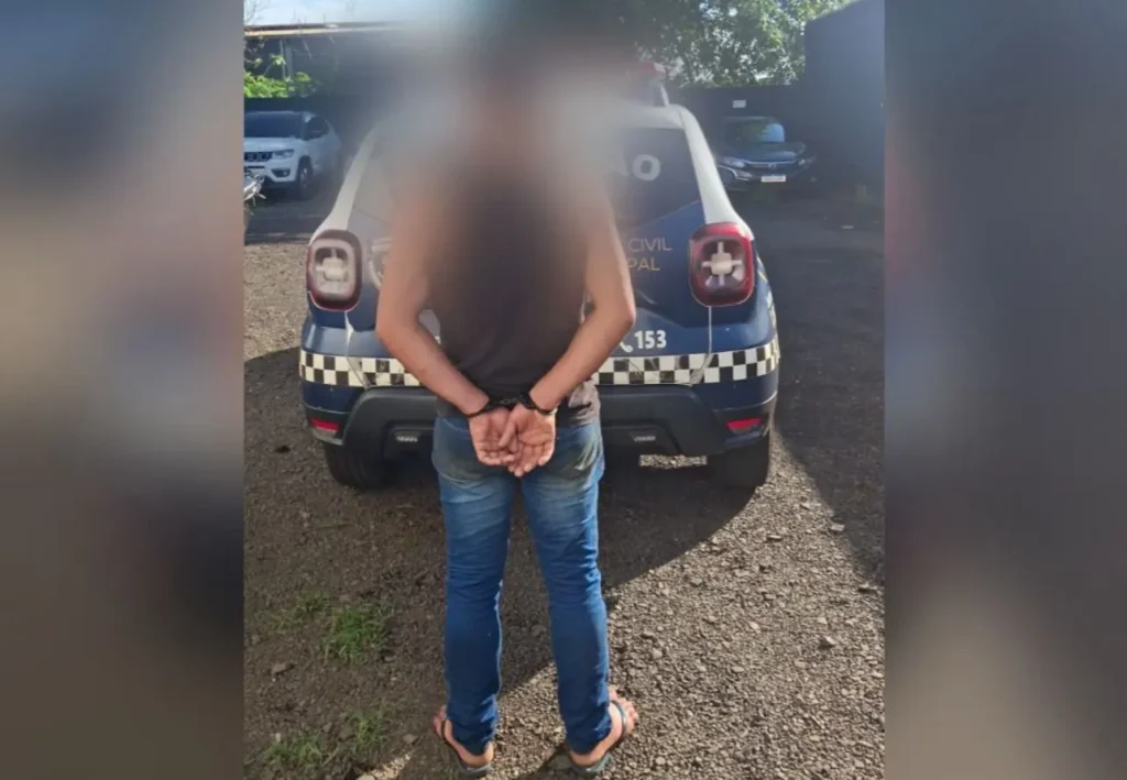 Homem é preso por importunação após exibir partes íntimas a funcionária de comércio em Jataí