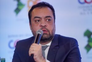 TSE pede vista em julgamento que já tem dois votos para cassar mandato de Cláudio Castro