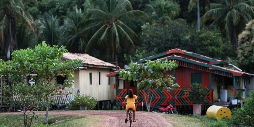 No Brasil, 462 distritos, em 17 estados, buscam emancipação política