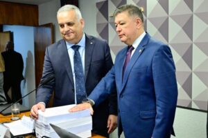 CPMI do INSS começa a analisar relatório com pedido de indiciamento de 218 pessoas - Notícias