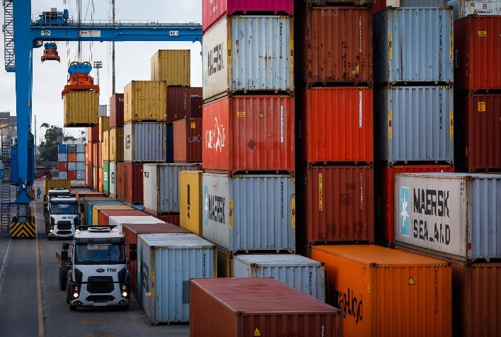 Brasil atinge recorde com 29.818 empresas exportadoras em 2025