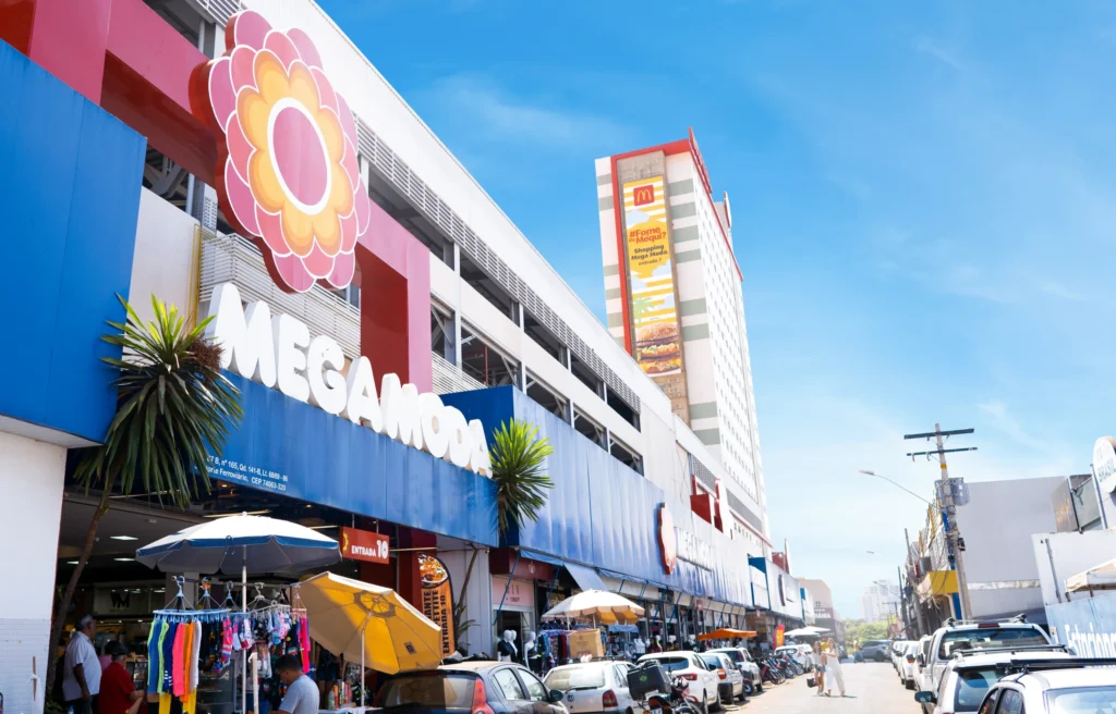 Mega Moda parada obrigatória na Região da 44